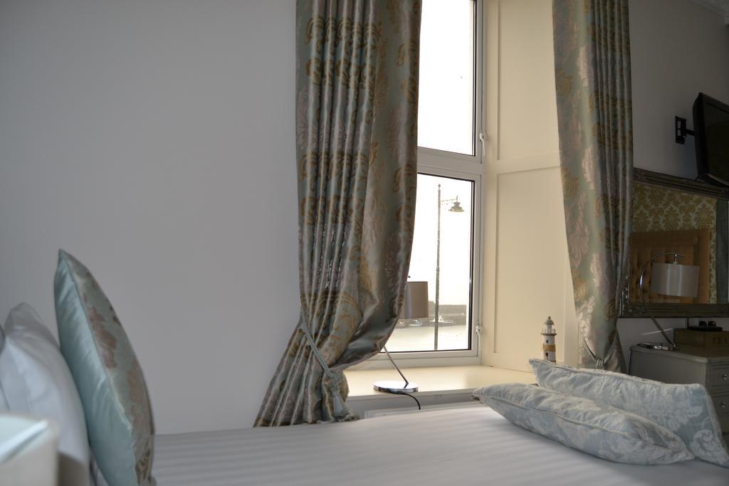 The Beach Hotel Маллахмор Экстерьер фото