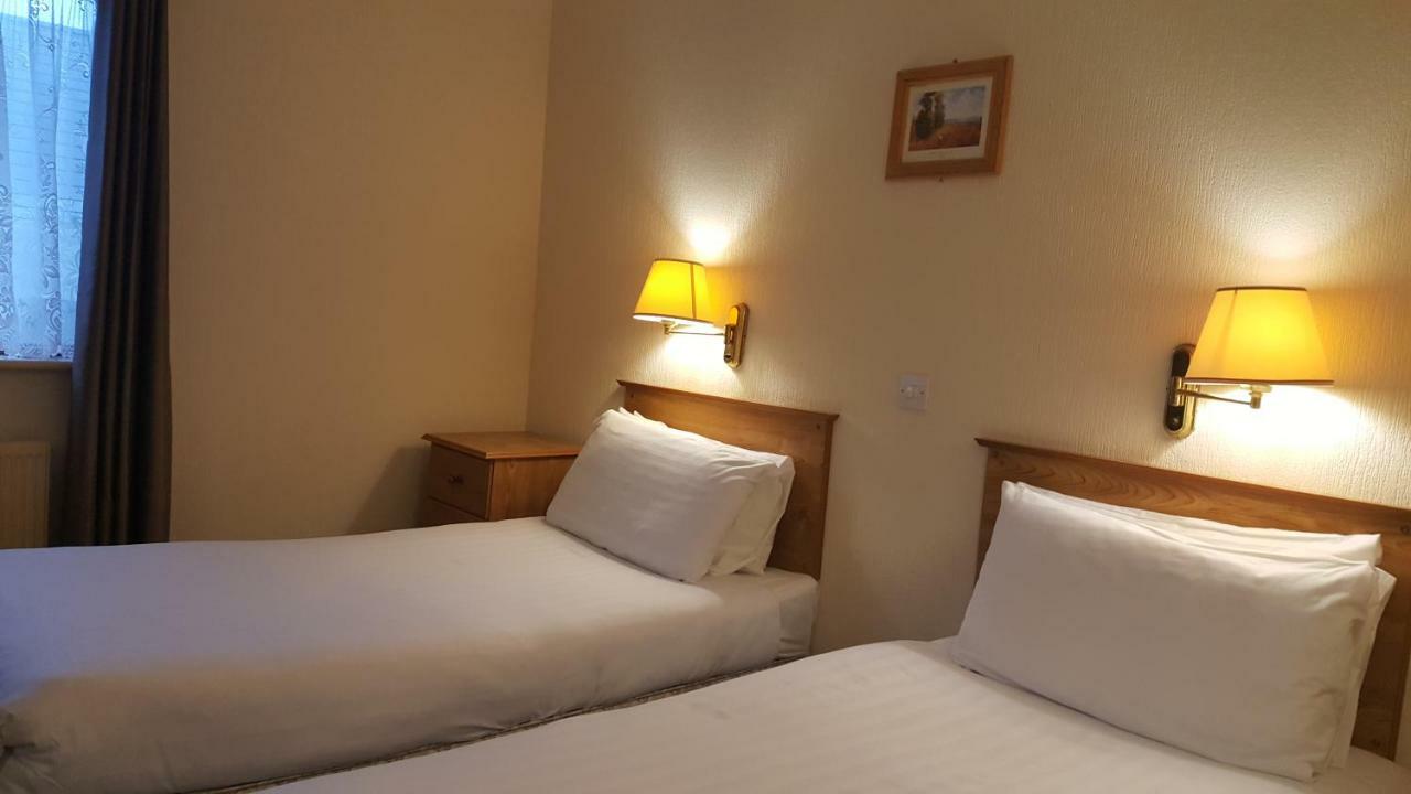 The Beach Hotel Маллахмор Экстерьер фото